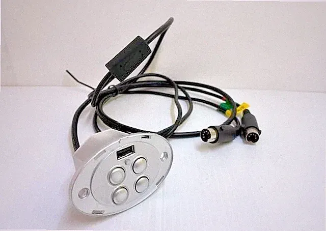 ELECTRIC RECLINER, SIDE-CONTROLLER: FROM GOLD STANDARD, 'SOUTHERN MOTION'