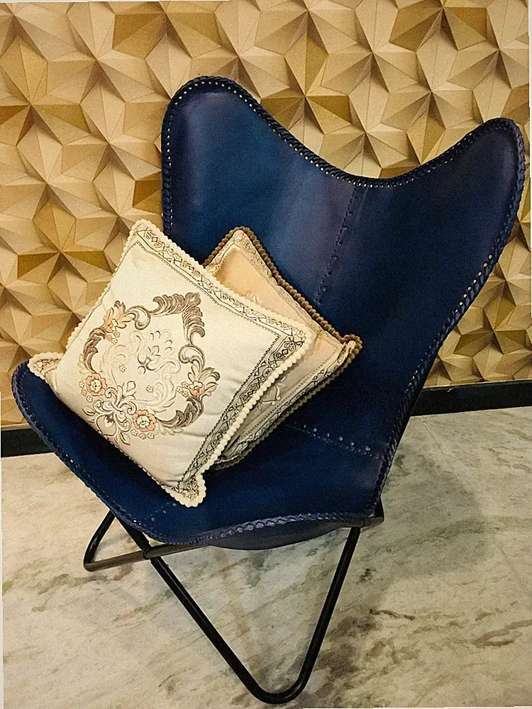 Handmade Vintage Blue Buffalo Leather Butterfly Arm Chair Folding Sleeper Seat
