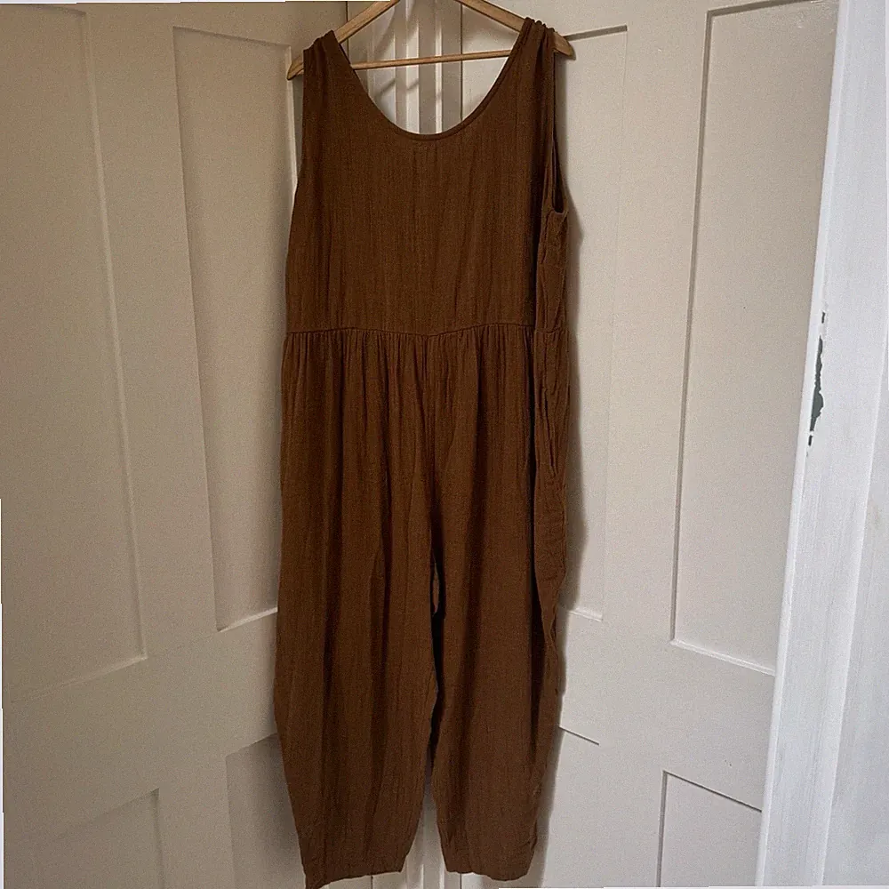 Lucy & Yak Bowie Jumpsuit Size 22 NEW Oak Brown Cotton Cheesecloth Tapered Leg