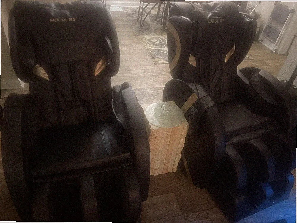 Massage Chair Recliner Zero Gravity Full Body Massage Chair with 8 Fixed Rollers