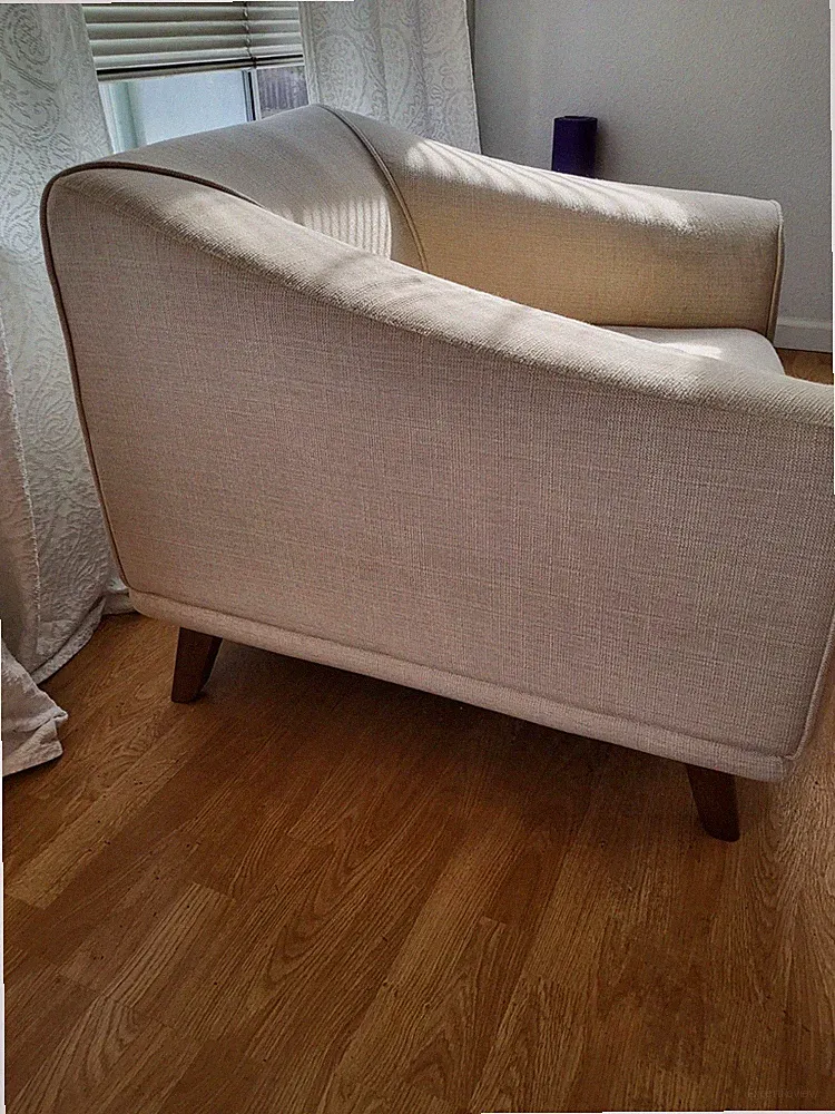 Spectacular Low Profile Nuevo Mara Lounge Chair